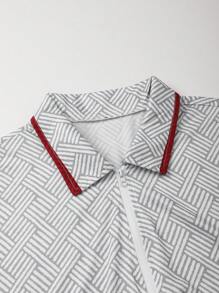 1套男士运动休闲套装，提花图案拼接条纹印花夏季半襟Polo衫和5分短裤套装