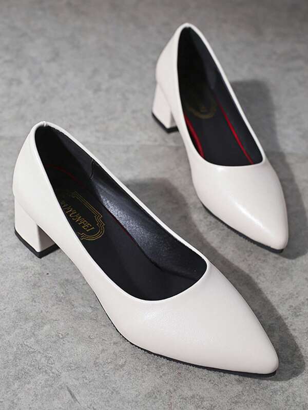 Elegantes tacones altos con puntera puntiaguda en estilo inglés simple, de fácil puesta, de uso versátil