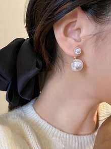 Elegant Pearl Earrings With Dual Function, One Round Bead And One Heart - Trắng 1 - Xem 3