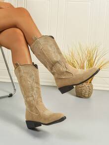 1 par de botas elegantes y de moda para mujer, botas occidentales bordadas de color caqui, botas occidentales bordadas de tacón alto, botas vaqueras bordadas con estilo, botas planas de media pantorrilla con slip-on para otoño/invierno, fiesta - Caqui - Ver 6