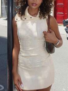 90 年代美式复古纽扣领高领无袖舒适修身针织毛衣连衣裙，适合音乐节穿着 - 杏色 - 查看 2