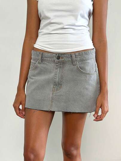 Women's SummerDenim Mini Skirts Low Waist Raw Hem Casual Fashion Jean Skirts Streetwear