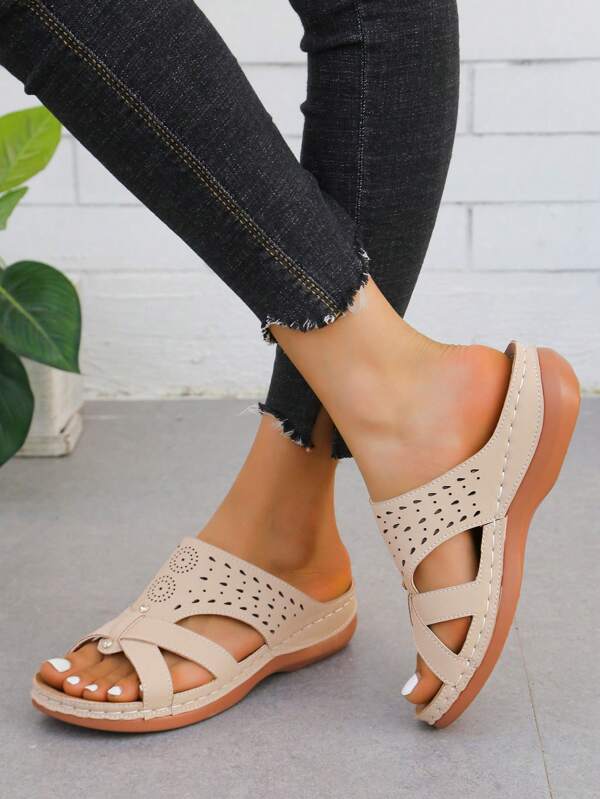 2025 Women's Platform Sandals Featuring Openwork Embroidery And Rhinestone Decoration, With A Comfortable, Breathable PU Non-Slip Sole – Perfect For Outdoor Wear