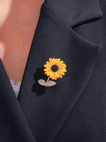 1 pièce Broche tournesol de mode haut de gamme, grande épingle en métal élégante, accessoire pour veste, décoration, accessoires de bureau, chemises, bijoux pour Noël et Halloween