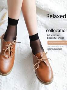 3 双纯色透明透气时尚水晶丝中筒袜，适合女士日常穿着 - 黑色 - 查看 2