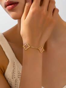 1 pieza Nuevo brazalete de encanto de trébol de cuatro hojas de metal hueco de moda, apto para uso diario