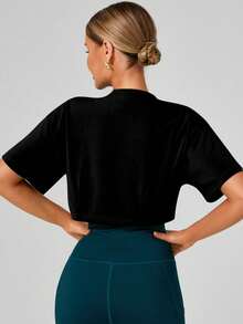 Women's Cropped Casual Short Sleeve T-Shirt, Solid Color Basic Workout Tee For Summer - Black - View 5