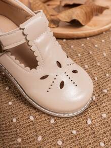 Fashion Retro Girls Elegant Mary Jane Flats, Beige Princess Shoes For School, Performance Or Everyday Wear