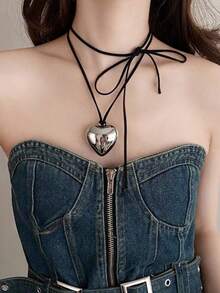 1 件大号心形吊坠项链，适合女士，带可调节扣带