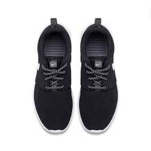 Nike 女款 Roshe One 舒適百搭透氣耐磨 低筒 休閒跑步鞋 - 黑色 - 查看 3