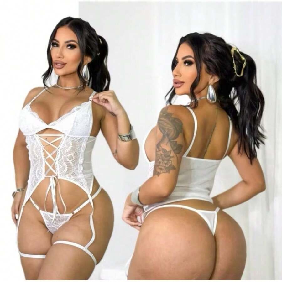 Women's Sexy Corset Lingerie Set Without Pads In Luxury Lace And Tulle - White - View 1
