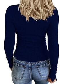 Women's Long Sleeve Henley Shirts Button Down Tops Scoop Neck Ribbed Knit Shirts - 卡其色 - 查看 4