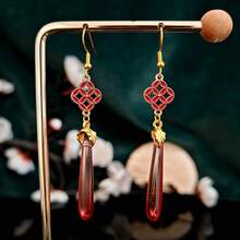 复古新中式风格吊坠耳环，长款垂坠设计，适合夏季派对假日日常佩戴