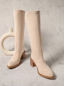 2025 Jesień/Zima Nowe Damskie Wysokie Buty Grube Nogawki, Okrągły Nosek Wysokie Buty Do Jazdy Z Wysokim Obcasem I Szerokim Obwodem Cholewki, Kolor Biały