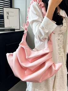 小众设计褶皱单肩包、皮革防水斜挎包、不对称背包