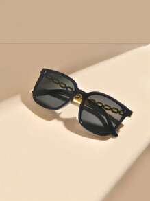 1 Pair Of Vintage Chain Decorated Girls Fashion Glasses, Suitable For Daily Life And Outdoor Travel, Suitable For Summer Beach Vacation, Outdoor, Travel Sunglasses Chain Retro Style Oversized Square Frame, Suitable For Going Out Wear, Back To School