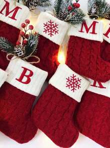 1 pieza Calcetín navideño de punto rojo de 10 pulgadas, calcetín colgante con letras en inglés y copos de nieve, para decoración de fiestas navideñas 2026, suministros y decoración de habitaciones navideñas, calcetín navideño personalizado con inicial, decoración navideña del hogar y familiar, adorno del árbol de Navidad, paquete de regalos sorpresa de Nochebuena, disfraces y favores de fiesta navideña