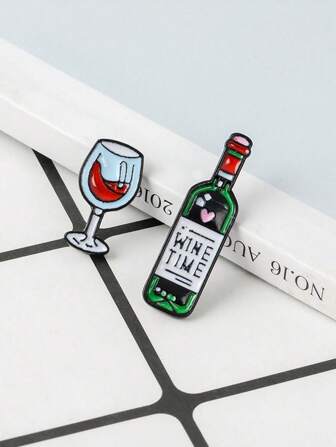 A Pair Of Red Wine Bottle And Glass Brooches Suitable For Clothing, Shirts, Ties, Suit Lapels, Jackets, Backpacks, Accessories, And Accessories