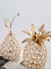 3pcs Crystal Metal Pineapple Table Centerpiece Handmade Crystal Candle Holder Hollow Fruit Decoration Home Party Wedding Holiday Bar Decoration(Product Features Slight Scratches Are Normal And Will Not Affect Normal Use)