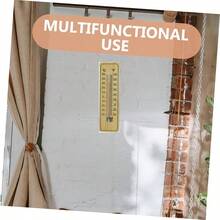 Termômetro de madeira, ideal para pendurar em ambientes internos e externos. Mede com precisão a temperatura em cômodos, salas de estar, estufas, jardins, armazéns e áreas de criação de animais. Com estrutura de madeira portátil e resistente, é capaz de medir temperaturas durante todo o ano, nas quatro estações.