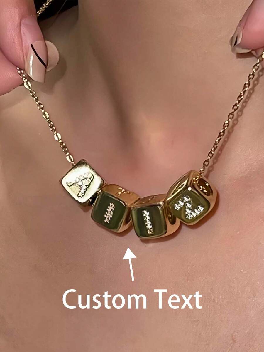1pc Customizable Initial Dice Pendant Necklace, Vintage Fashion Personalized Stainless Steel MAMA Initial Charm Necklace, Stylish, Minimalist, Casual, Unique Gift For Girlfriend, Mom, Family, Friend, Daughter, Suitable For Anniversary, Valentine's Day, Mother's Day, Birthday, Graduation, Daily Wear, Wedding, Prom