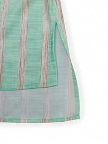 Bộ đồ hai mảnh dành cho nữ này, gồm áo sơ mi sọc bảy tay và quần sọc ống rộng, hoàn hảo cho trang phục thường ngày làm vườn. - Màu xanh Bạc hà - Xem 3