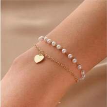 Pulseira feminina versátil com pingente de corrente dupla e pérolas artificiais, ideal para deslocamentos, dia a dia e encontros