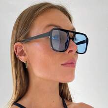 1 件双桥飞行员风格时尚眼镜，方形镜框，适合男女驾驶、旅行、街头摄影、海滩、派对配饰飞行员形状墨镜 - 黑色 - 查看 1