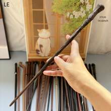 Warner Bros 2 piezas Varita oficial de Warner Bros. Harry Potter, Varita de Hermione, Varita mágica de Ron, Varitas de personajes de la serie de películas de Harry Potter, hechas de resina con núcleo de metal, accesorios de disfraz de Halloween, accesorios de escenario, regalo de Navidad, adecuado para la colección de fans de Harry Potter