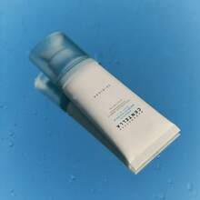 SKIN 1004 Madagascar Centella Hyalu-cica Water-Fit Sun Serum - Bloqueador Coreano con Centella y Ácido Hialurónico - Azul - Ver 9