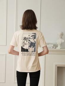 女士夏季新款简约标语印花休闲度假风宽松百搭圆领杏色短袖T恤，时尚日常上衣，适合日常度假穿着