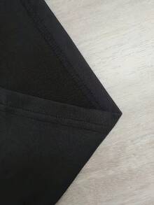 Camiseta de manga corta de gran tamaño para hombre y mujer con estampado de planetas celestes - Cuello redondo, corte holgado, blusa casual, silueta en línea para atuendos informales, top minimalista (lavable a mano) - No - Negro - Ver 3