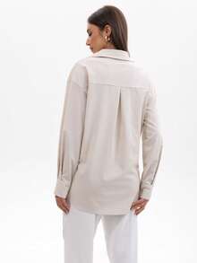 Schlichte Knopf-Langarmbluse, Damen Bluse, Frühling/Sommer neue Aprikot Farbe Damen Hemd, locker sitzende elegante Bluse, einfarbige Knöpfe, minimalistisch für Alltag und Büro, Damen Arbeitsuniform, Büromode, Lehrerin, Urlaubsoutfit, Hemd im Stil des Nationalfeiertags in Saudi-Arabien und im Nahen Osten, Collegejacke, europäische Businessmode