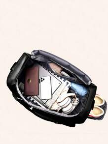 1 pièce Sac de gym, sac bandoulière de yoga, sac de sport avec compartiment pour chaussures et compartiment pour vêtements mouillés, en tissu Oxford noir résistant à l'usure et imperméable. Sac de voyage avec poches sèches et humides, sac à main léger et portable, sac de week-end ou d'un jour pour femmes et hommes, pour les entraînements, le gym, la natation et les voyages et vacances