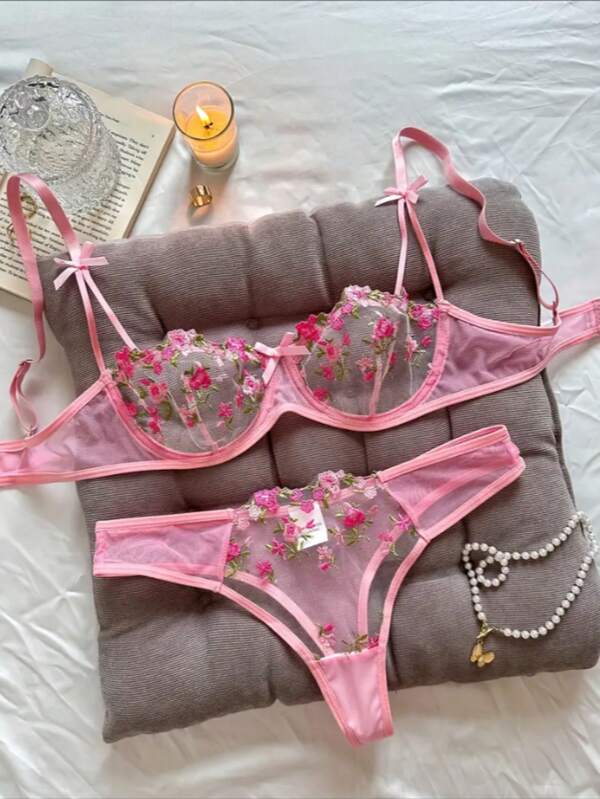 Sexy Lingerie, Lingerie Sets, French Fashion Lingerie, Embroidery Sets, Pink Cute Sexy French Embroidery Lingerie Sets