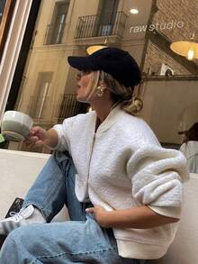 女式白色休闲宽松夹克，带前纽扣和口袋，长袖街头风格秋冬外套