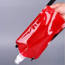 Sac à eau pliable pour sports de plein air, bouteille d'eau en plastique, festival de musique, lanière de bar, tasse d'eau pratique, randonnée, camping, équitation, sac à eau