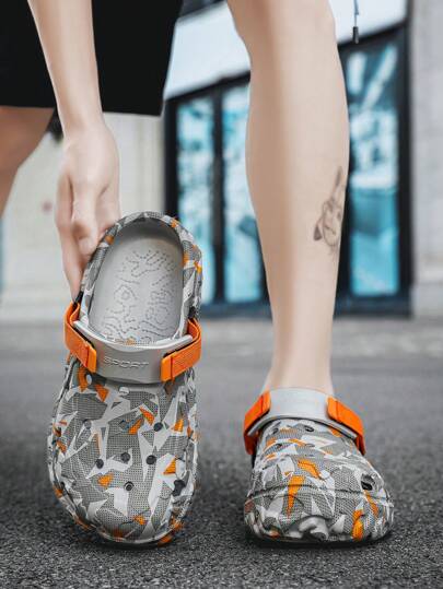 Men's Summer Outdoor Sports Anti-Slip Quick-Dry Fashionable Sandals, Breathable Hollow Teenager Water Shoes Beach Slippers