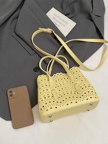 夏季镂空设计女士手提包，高端小众图案装饰单肩包，休闲百搭可调节肩带设计斜挎包，开放式多功能简约轻便收纳单肩包