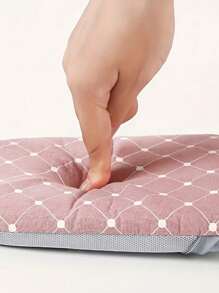 带耐热垫的迷你熨衣板、适合旅行宿舍的便携式折叠熨衣垫、适合夏季上衣的紧凑型熨衣板、必备洗衣用品、节省空间的简约熨斗站