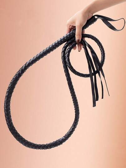 1pc Western Farm Adult Western Cowboy Whip - Leather Black Bull Whip, Also Can Be Used For Cosplay, Stage Performance Props, Halloween Party Supplies, Christmas And New Year Gifts, Equestrian Beginner Whip Props