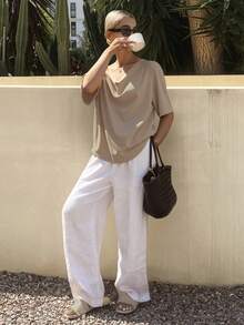 Livesso 1 件女士纯色不对称领短款泡泡袖时尚优雅衬衫，短袖上衣夏季 - 咖啡棕 - 查看 3