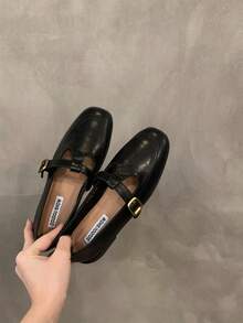 Women Flats - Black - View 2