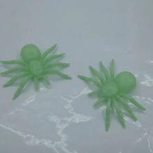 1pc Halloween Decoration Glow-In-The-Dark Green Spider, Horror Design Prop For Halloween Party, Haunted House - Multicolor - View 1