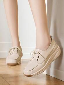 Sepatu Sneakers Kasual Sol Tebal Baru untuk Wanita, Model Low Top Bertali, Ringan, Nyaman, Serbaguna, Anti Selip, Tahan Lama, Musim Semi dan Gugur - Krem - View 4