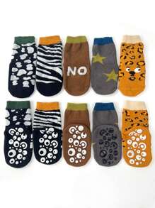 5双防滑地板袜，袜底防滑设计，保护宝宝的脚，动物图案装饰的袜子更显可爱童趣，采用优质棉质面料，适合婴儿袜子、新生儿袜子及男女童一年四季穿着的四季袜子。