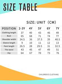 小男孩字母印花短袖T恤和短裤