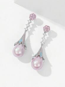 1 对优雅复古法式宫廷风泪滴珍珠耳环，轻盈奢华，长款设计，修饰脸型，适合日常和通勤佩戴