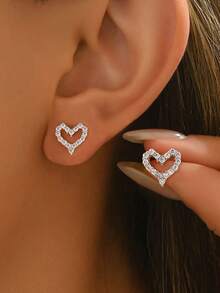 1 对耳环 925 纯银简约爱心耳环女士耳环高品质珠宝礼物节日礼物生日礼物适合女性日常佩戴 - 愛心耳環 - 查看 2