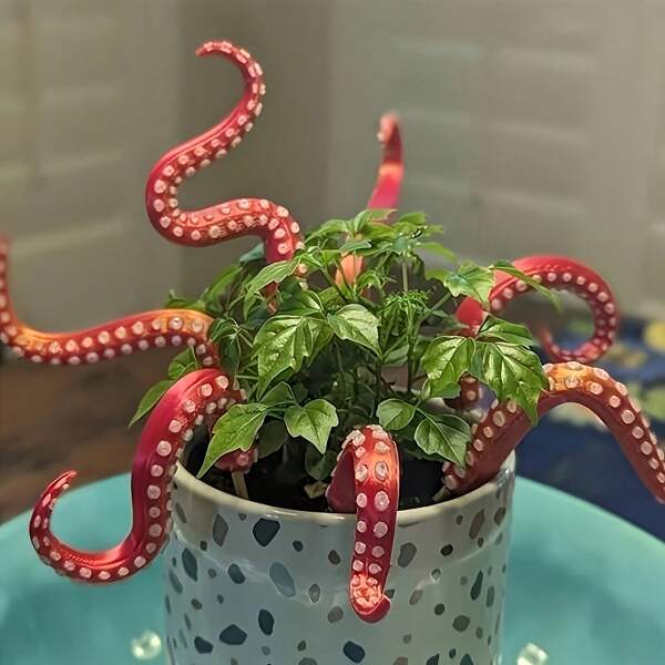 7PCS/SET Octopus Tentacle Stake Resin Sea Monster Tentacle Garden Ground Insert Octopus Tentacle Plant Pile For Garden Courtyard Lawn Flower Pot Decoration Halloween Garden Atmosphere Decoration